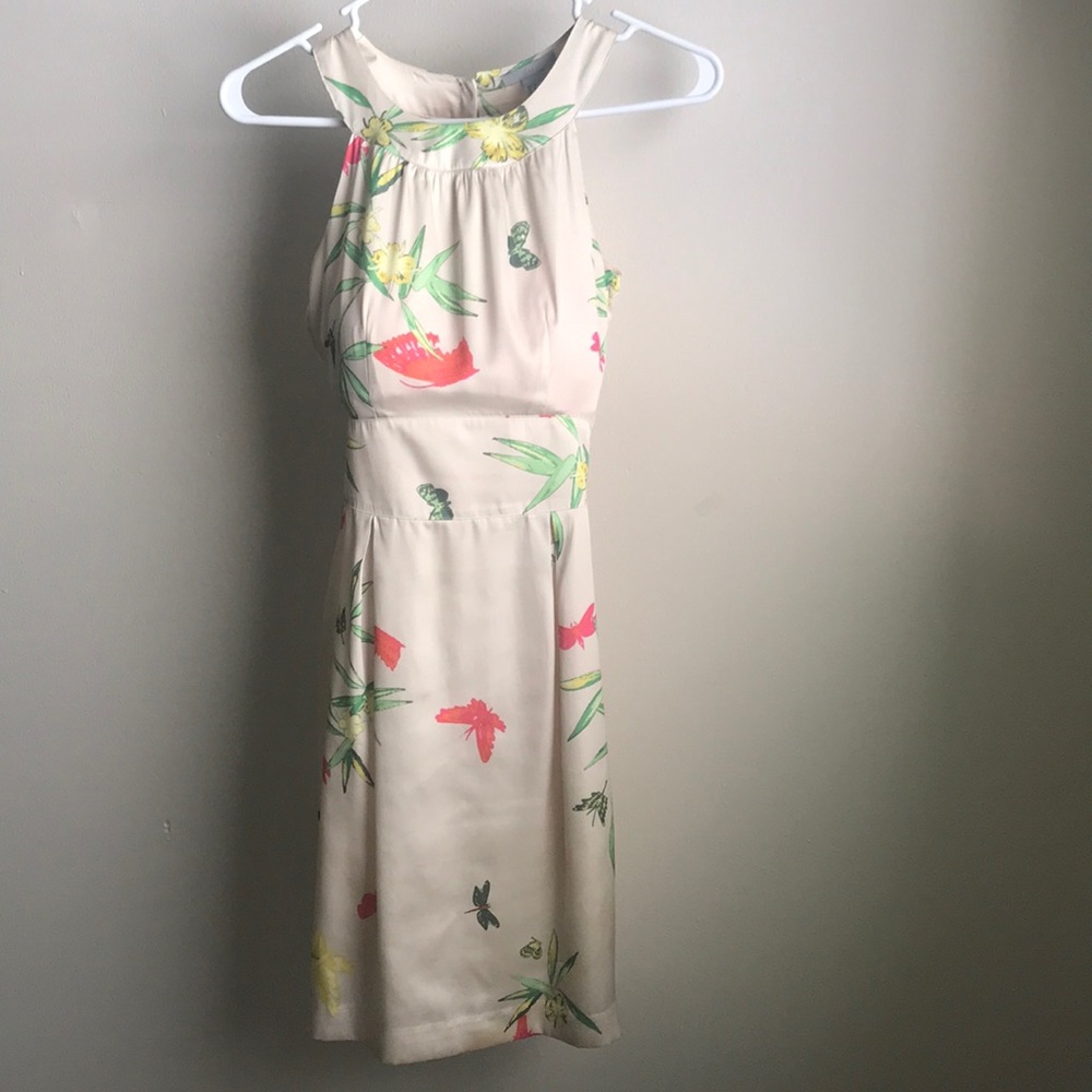 High-neck Silky Hummingbird Dress - Picture 4 of 8